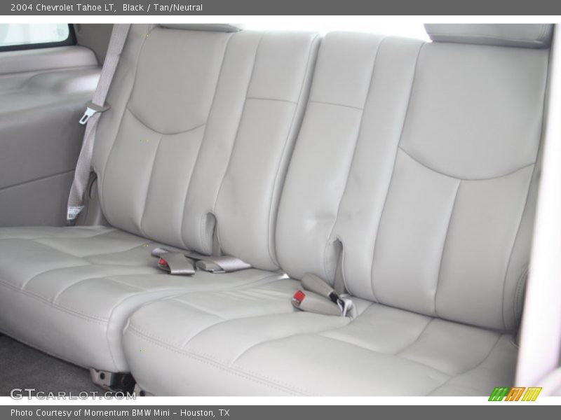 Black / Tan/Neutral 2004 Chevrolet Tahoe LT