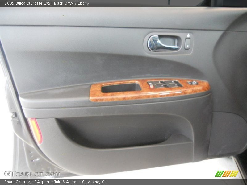 Black Onyx / Ebony 2005 Buick LaCrosse CXS