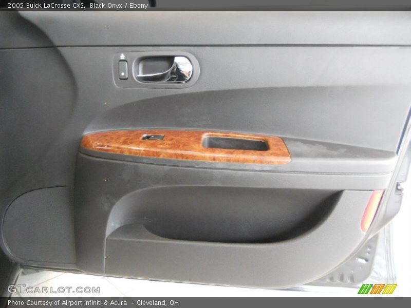 Black Onyx / Ebony 2005 Buick LaCrosse CXS