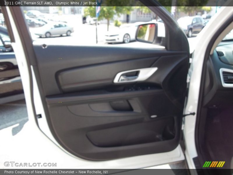 Olympic White / Jet Black 2011 GMC Terrain SLT AWD