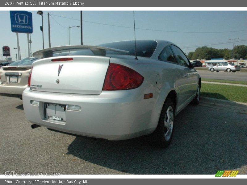 Titanium Metallic / Ebony 2007 Pontiac G5