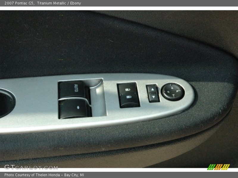 Titanium Metallic / Ebony 2007 Pontiac G5