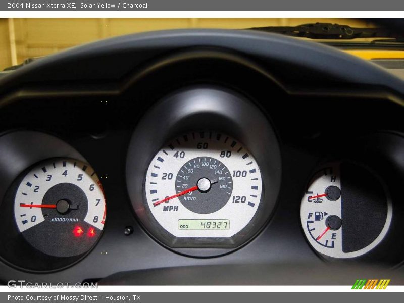 Solar Yellow / Charcoal 2004 Nissan Xterra XE