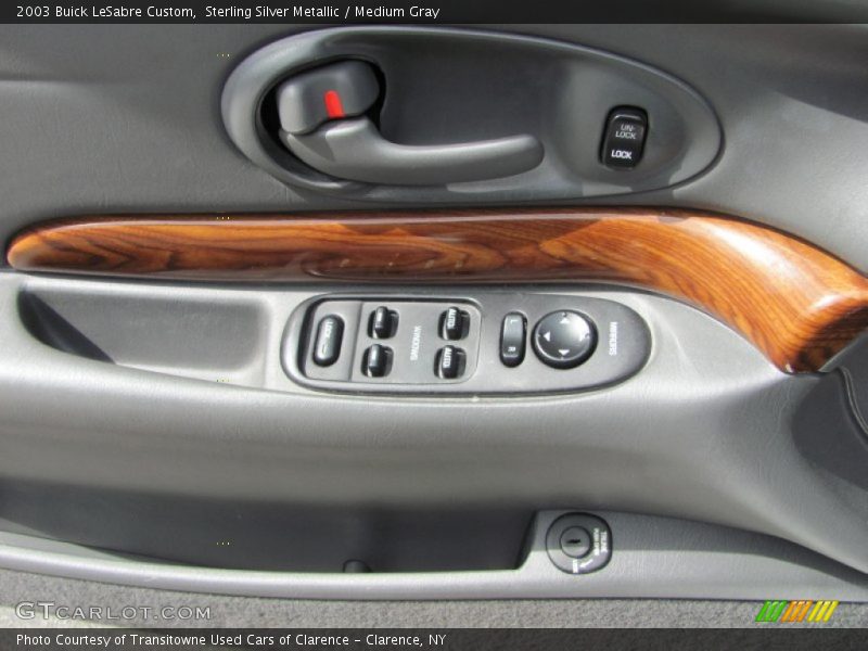 Sterling Silver Metallic / Medium Gray 2003 Buick LeSabre Custom