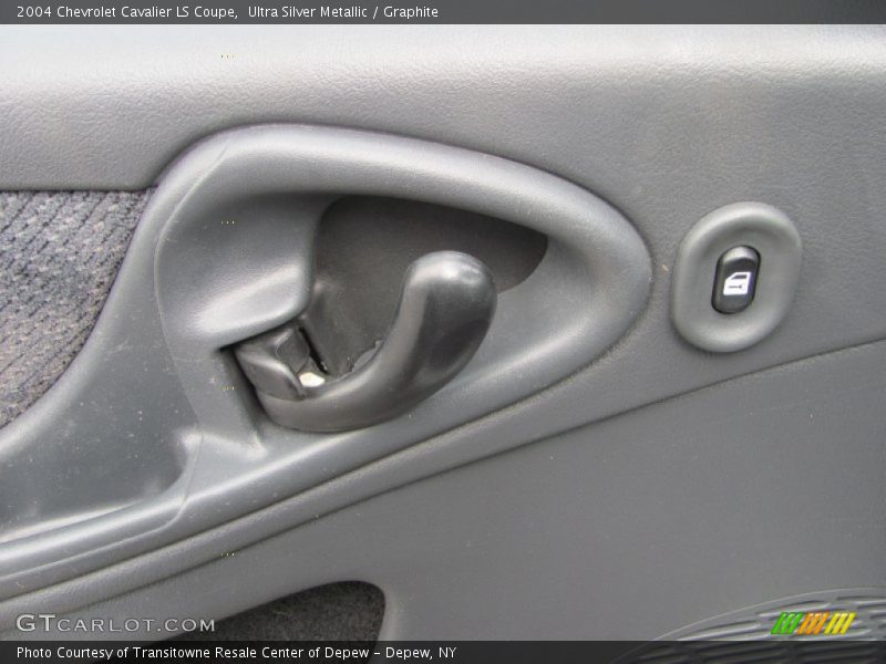 Ultra Silver Metallic / Graphite 2004 Chevrolet Cavalier LS Coupe