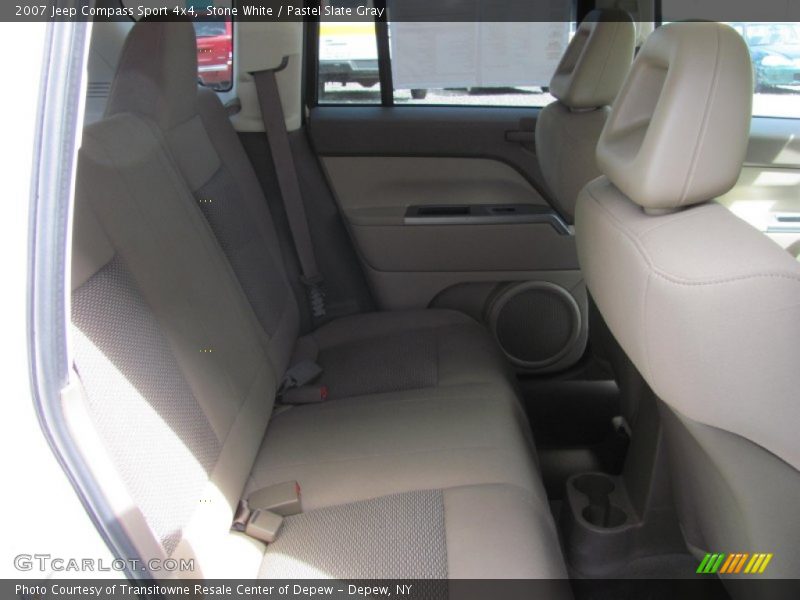 Stone White / Pastel Slate Gray 2007 Jeep Compass Sport 4x4