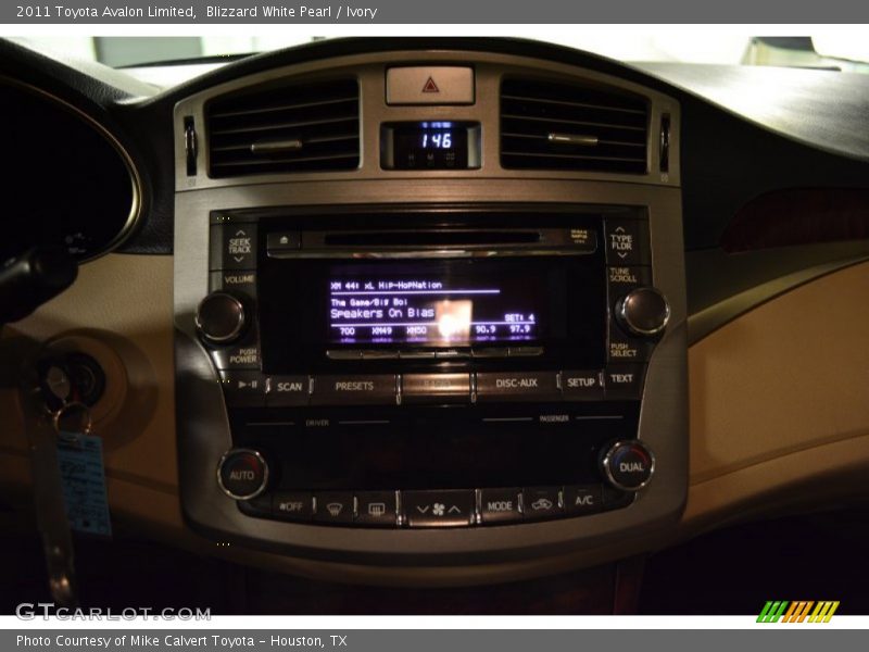 Blizzard White Pearl / Ivory 2011 Toyota Avalon Limited
