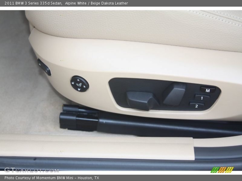 Alpine White / Beige Dakota Leather 2011 BMW 3 Series 335d Sedan