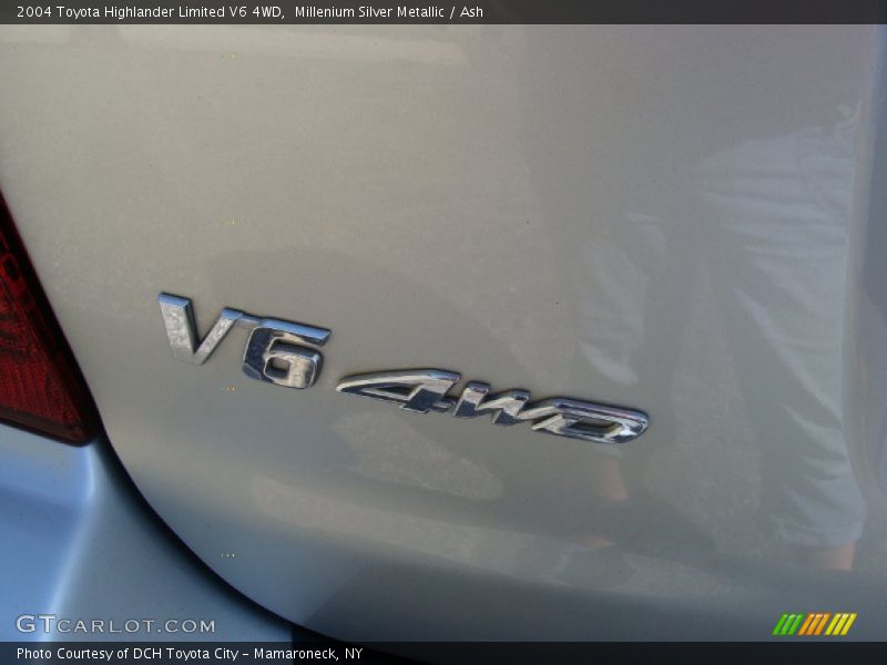 Millenium Silver Metallic / Ash 2004 Toyota Highlander Limited V6 4WD