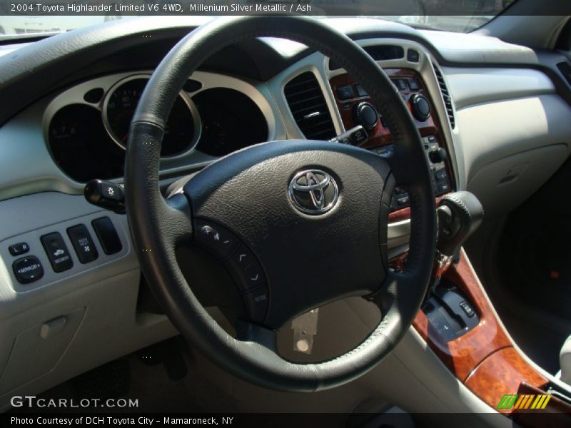Millenium Silver Metallic / Ash 2004 Toyota Highlander Limited V6 4WD