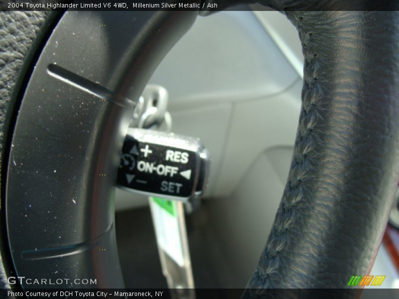 Millenium Silver Metallic / Ash 2004 Toyota Highlander Limited V6 4WD