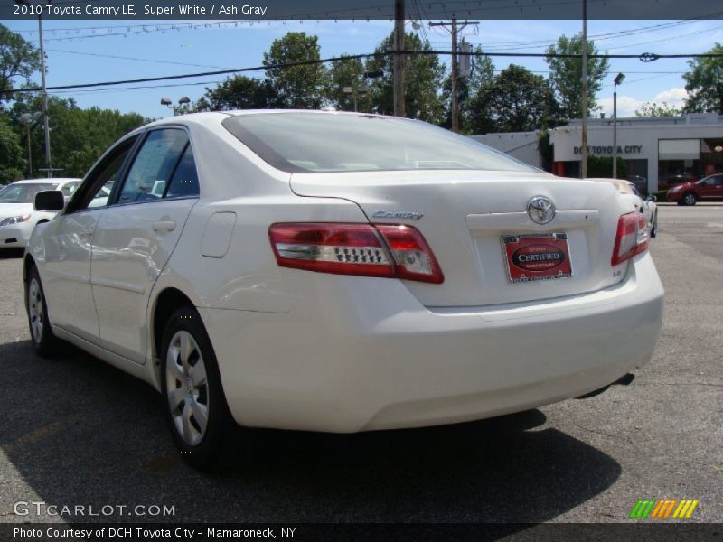 Super White / Ash Gray 2010 Toyota Camry LE