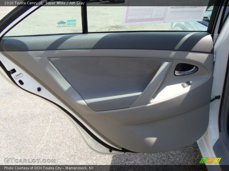 Super White / Ash Gray 2010 Toyota Camry LE