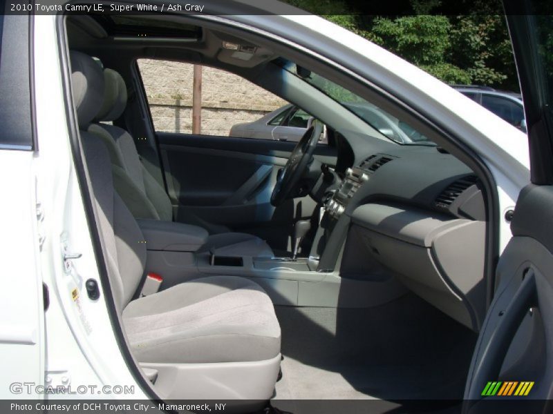 Super White / Ash Gray 2010 Toyota Camry LE