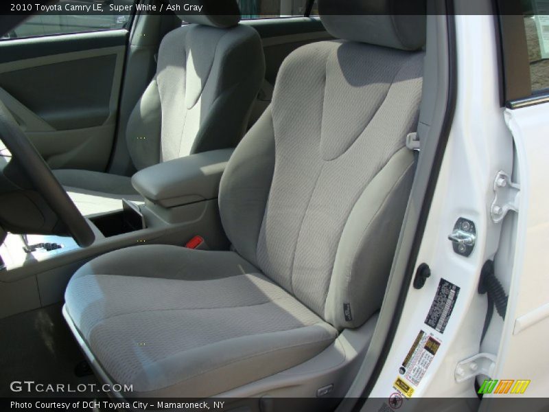 Super White / Ash Gray 2010 Toyota Camry LE