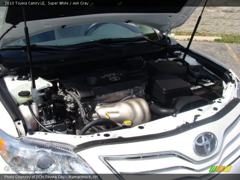Super White / Ash Gray 2010 Toyota Camry LE