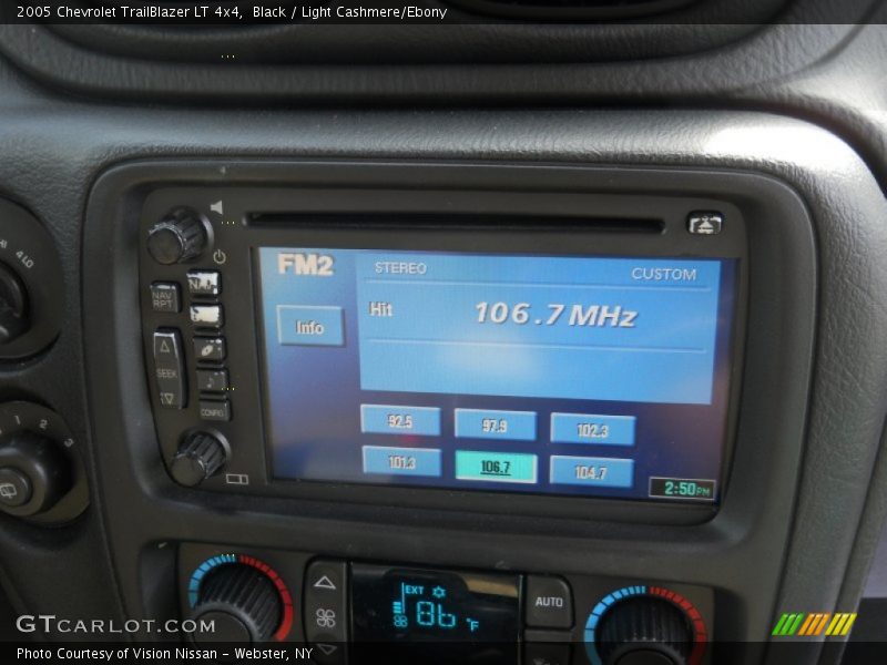Black / Light Cashmere/Ebony 2005 Chevrolet TrailBlazer LT 4x4