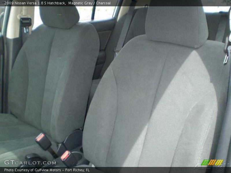 Magnetic Gray / Charcoal 2009 Nissan Versa 1.8 S Hatchback