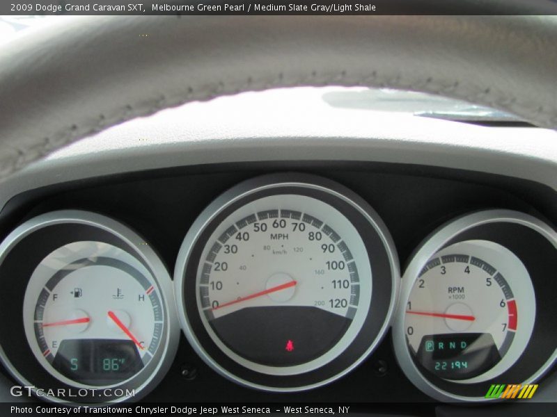 Melbourne Green Pearl / Medium Slate Gray/Light Shale 2009 Dodge Grand Caravan SXT