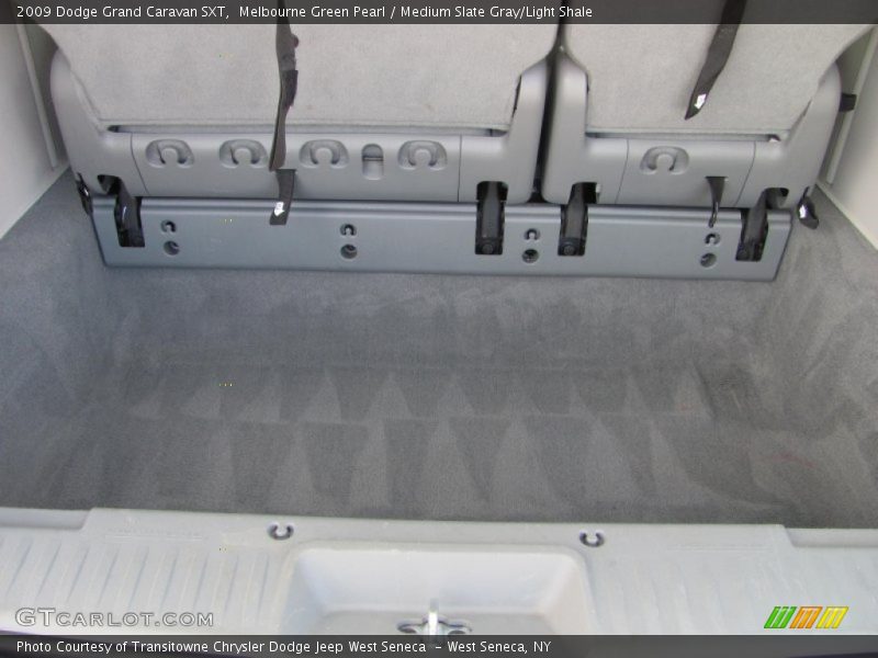 Melbourne Green Pearl / Medium Slate Gray/Light Shale 2009 Dodge Grand Caravan SXT