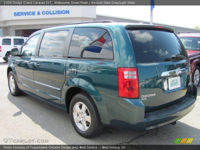 Melbourne Green Pearl / Medium Slate Gray/Light Shale 2009 Dodge Grand Caravan SXT