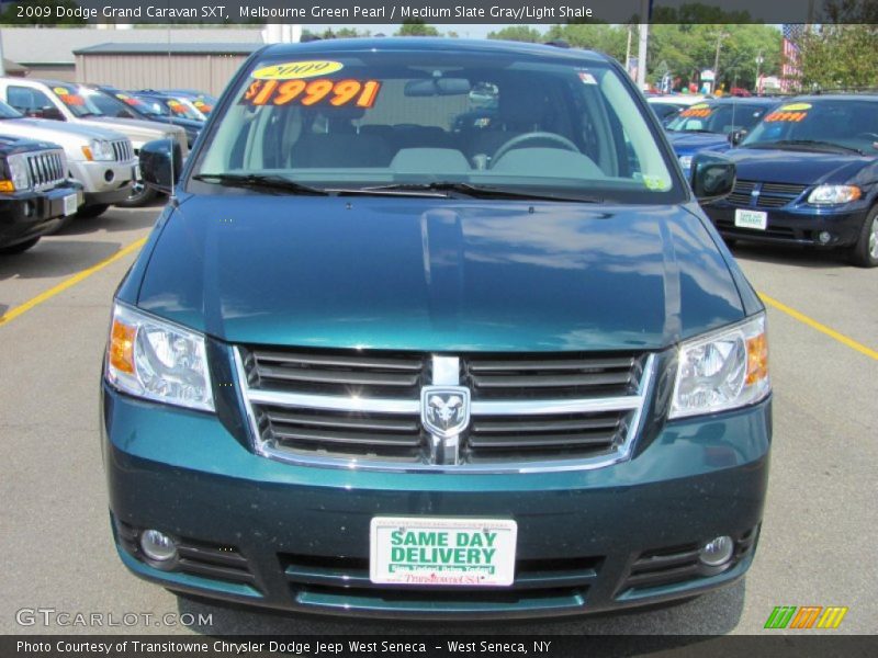 Melbourne Green Pearl / Medium Slate Gray/Light Shale 2009 Dodge Grand Caravan SXT