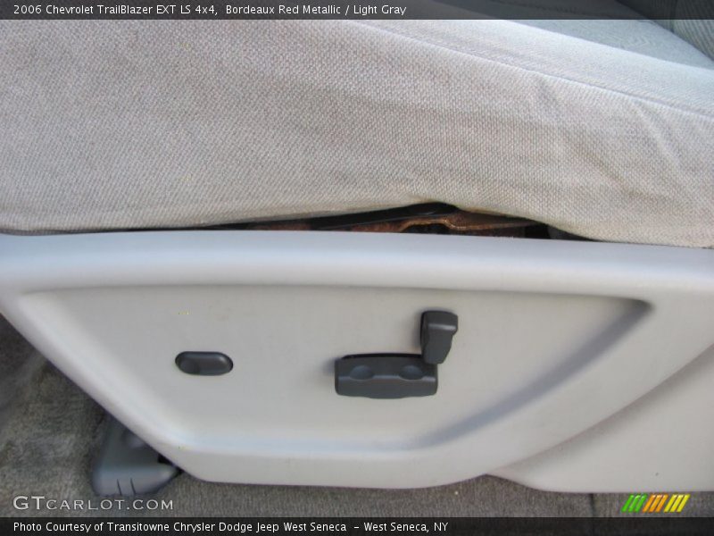 Bordeaux Red Metallic / Light Gray 2006 Chevrolet TrailBlazer EXT LS 4x4