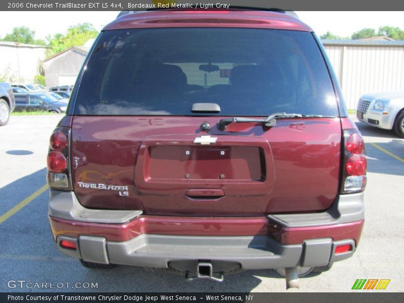 Bordeaux Red Metallic / Light Gray 2006 Chevrolet TrailBlazer EXT LS 4x4