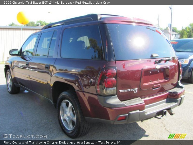 Bordeaux Red Metallic / Light Gray 2006 Chevrolet TrailBlazer EXT LS 4x4