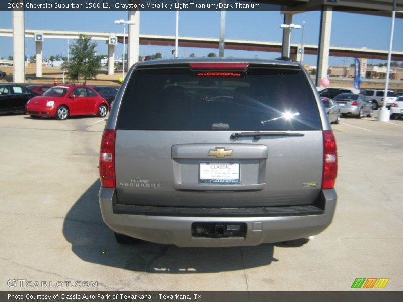 Graystone Metallic / Light Titanium/Dark Titanium 2007 Chevrolet Suburban 1500 LS
