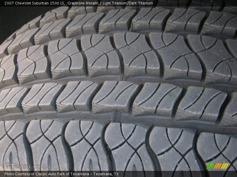 Graystone Metallic / Light Titanium/Dark Titanium 2007 Chevrolet Suburban 1500 LS