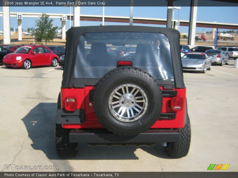 Flame Red / Dark Slate Gray 2006 Jeep Wrangler SE 4x4
