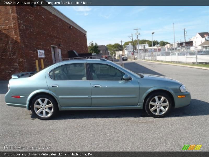 Tungsten Blue Metallic / Blond 2002 Nissan Maxima GLE