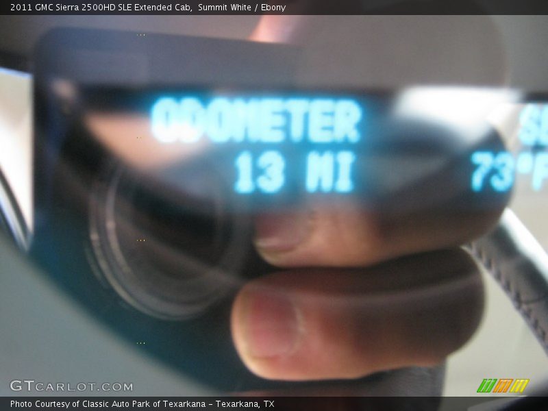 Summit White / Ebony 2011 GMC Sierra 2500HD SLE Extended Cab