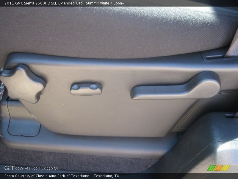 Summit White / Ebony 2011 GMC Sierra 2500HD SLE Extended Cab