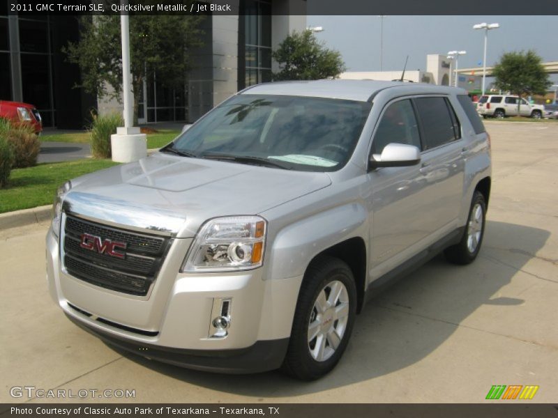 Quicksilver Metallic / Jet Black 2011 GMC Terrain SLE