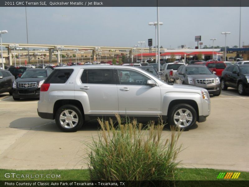 Quicksilver Metallic / Jet Black 2011 GMC Terrain SLE