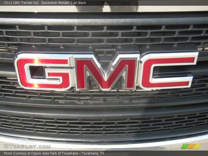 Quicksilver Metallic / Jet Black 2011 GMC Terrain SLE