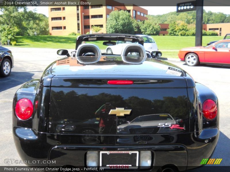 Smokin' Asphalt Black / Ebony 2004 Chevrolet SSR