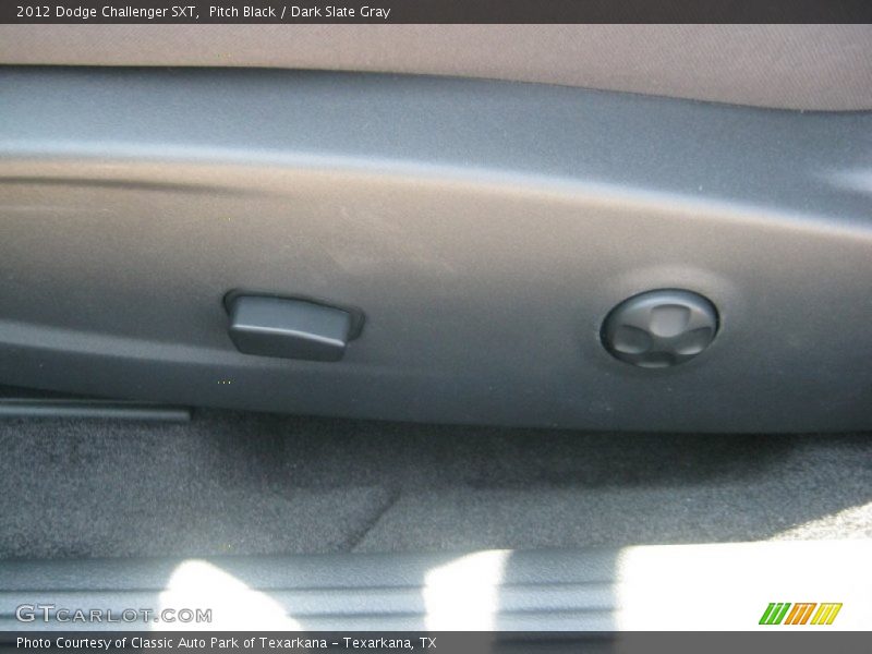 Pitch Black / Dark Slate Gray 2012 Dodge Challenger SXT