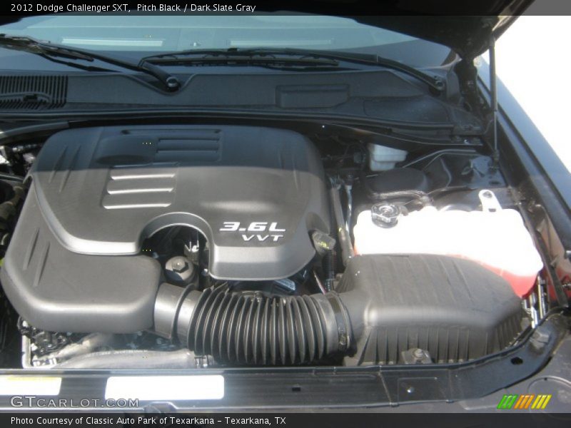 Pitch Black / Dark Slate Gray 2012 Dodge Challenger SXT