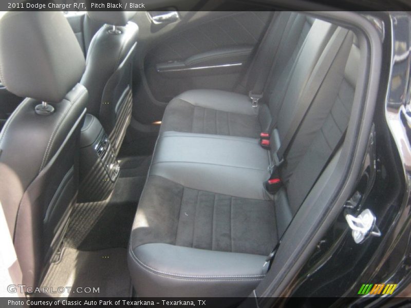 Pitch Black / Black 2011 Dodge Charger R/T