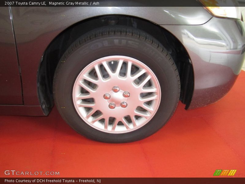 Magnetic Gray Metallic / Ash 2007 Toyota Camry LE