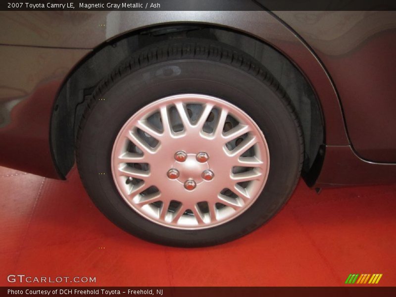 Magnetic Gray Metallic / Ash 2007 Toyota Camry LE