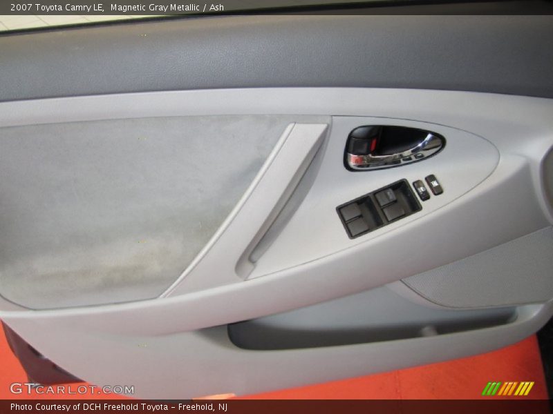Magnetic Gray Metallic / Ash 2007 Toyota Camry LE