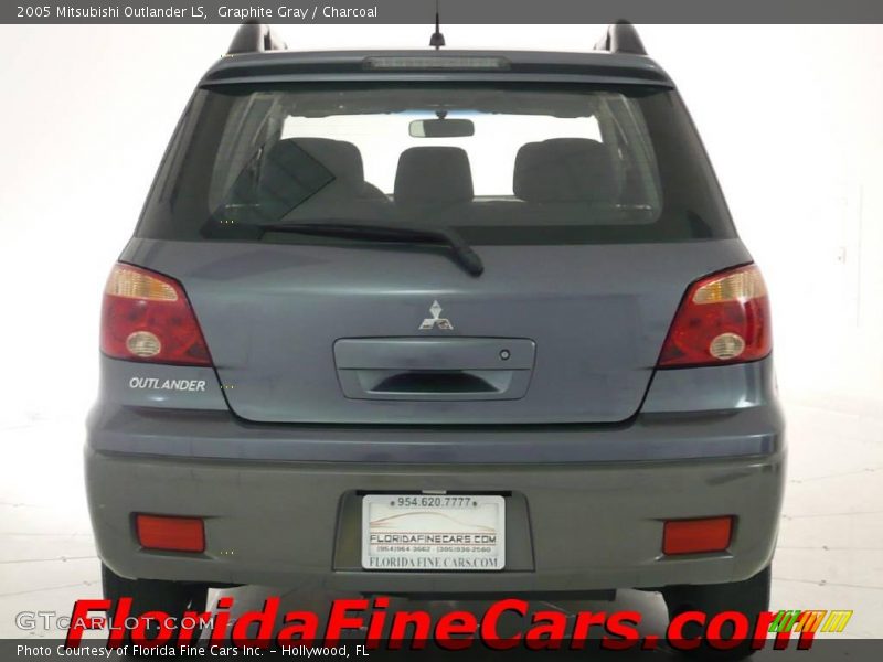 Graphite Gray / Charcoal 2005 Mitsubishi Outlander LS