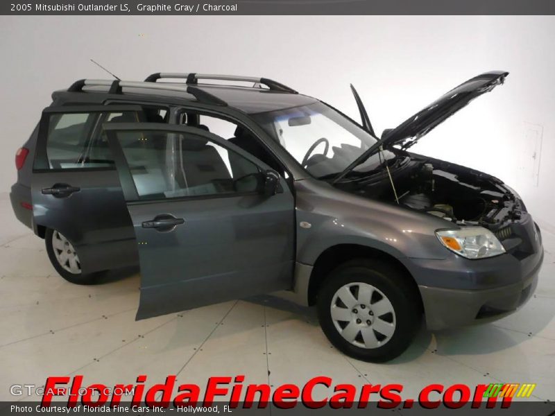 Graphite Gray / Charcoal 2005 Mitsubishi Outlander LS