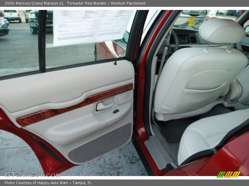 Toreador Red Metallic / Medium Parchment 2000 Mercury Grand Marquis LS