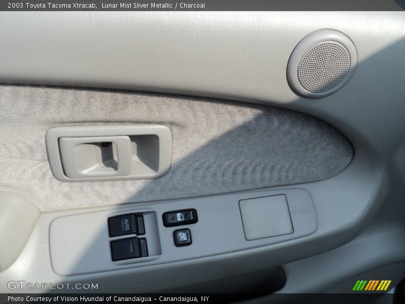 Lunar Mist Silver Metallic / Charcoal 2003 Toyota Tacoma Xtracab