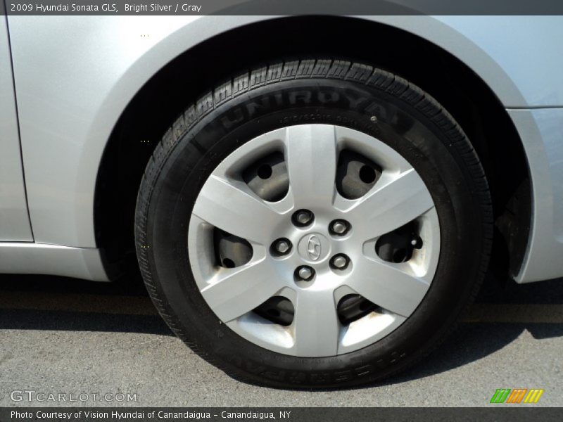 Bright Silver / Gray 2009 Hyundai Sonata GLS